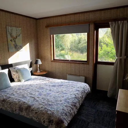 Krakehaugen Feriehus, A Perfect Retreat Near Holiday home