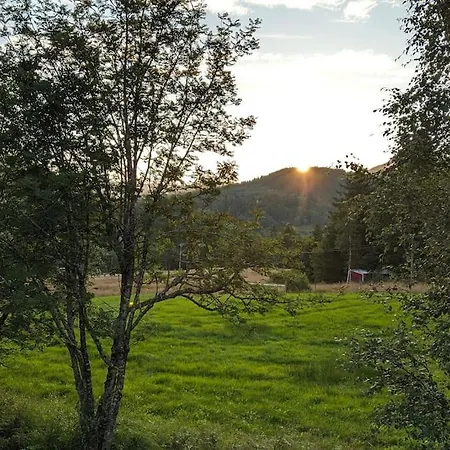 Holiday home Krakehaugen Feriehus, A Perfect Retreat Near